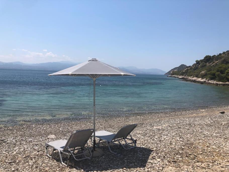 הוילה אגם ווליאגמני House By The Sea At Skaloma, Loutraki מראה חיצוני תמונה